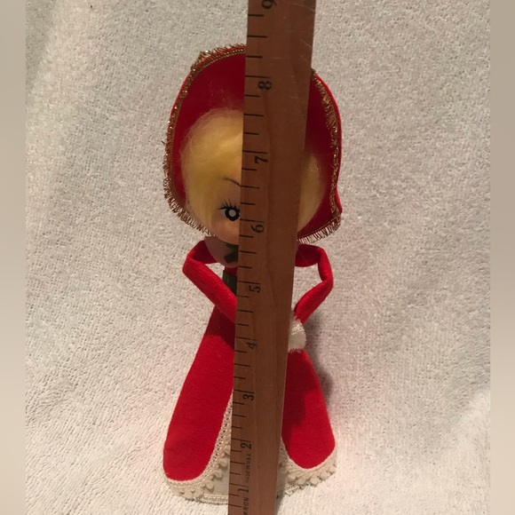 Vintage Rene D Lyon Christmas Caroler Tree Topper Red Felt - Picture 2 of 7